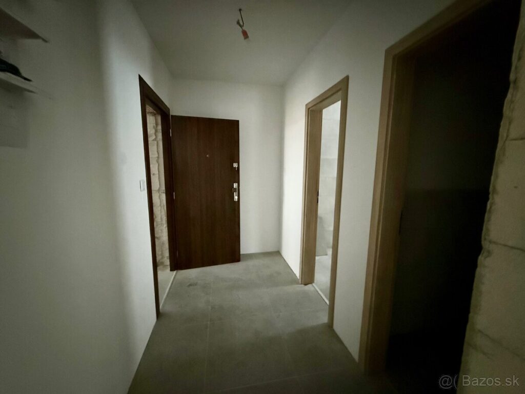 176363397 (6)
