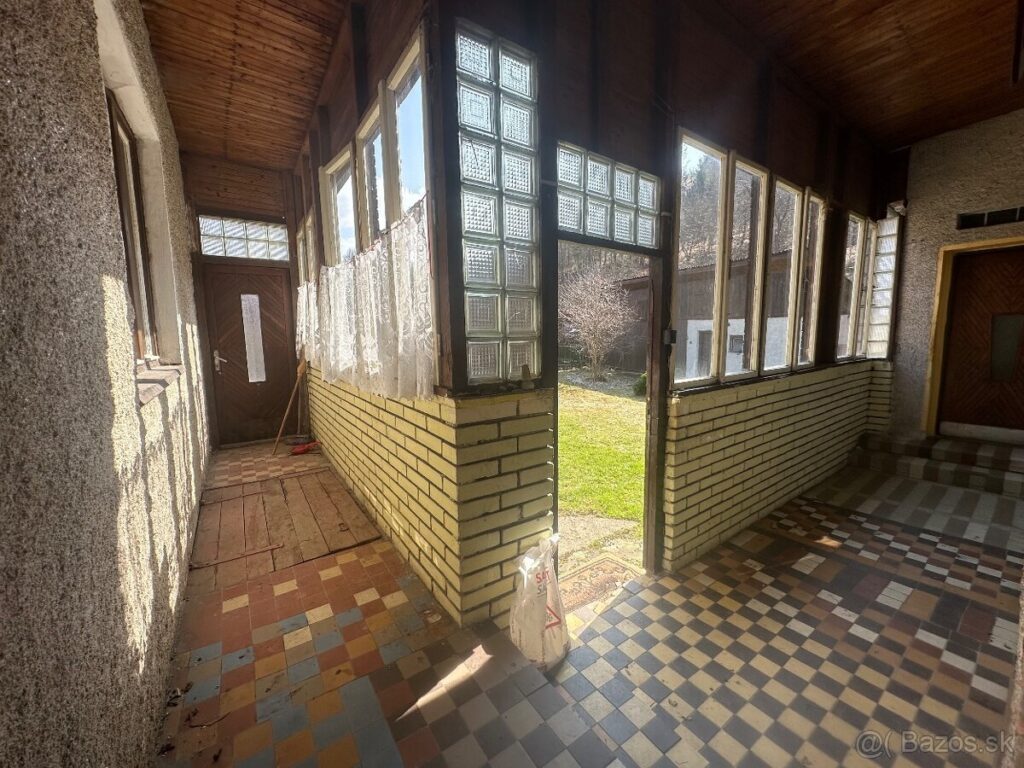 176824542 (4)